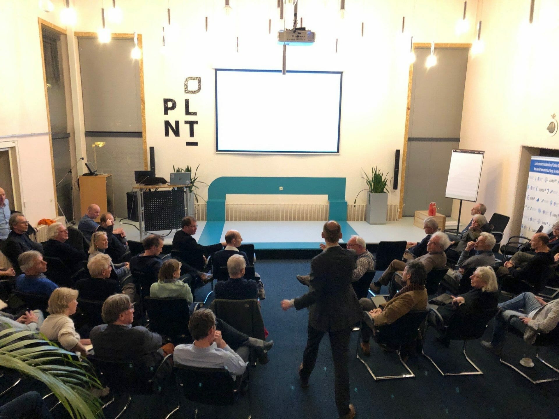 Lees meer over het artikel Rients Dijkstra en De wandelende stad